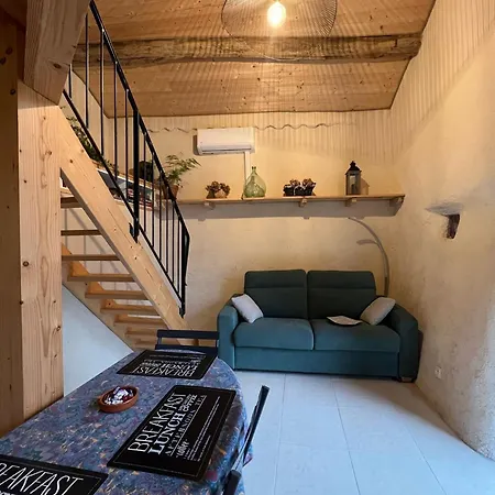 La Du Cantou Bed & Breakfast Lautrec